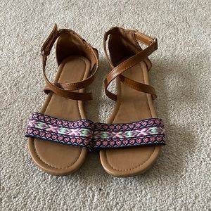 🌺 Adorable Sandals 🌺